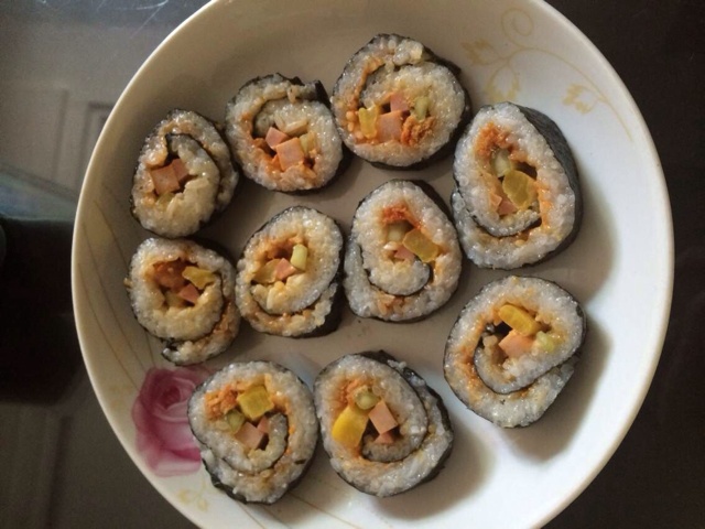 紫菜卷寿司