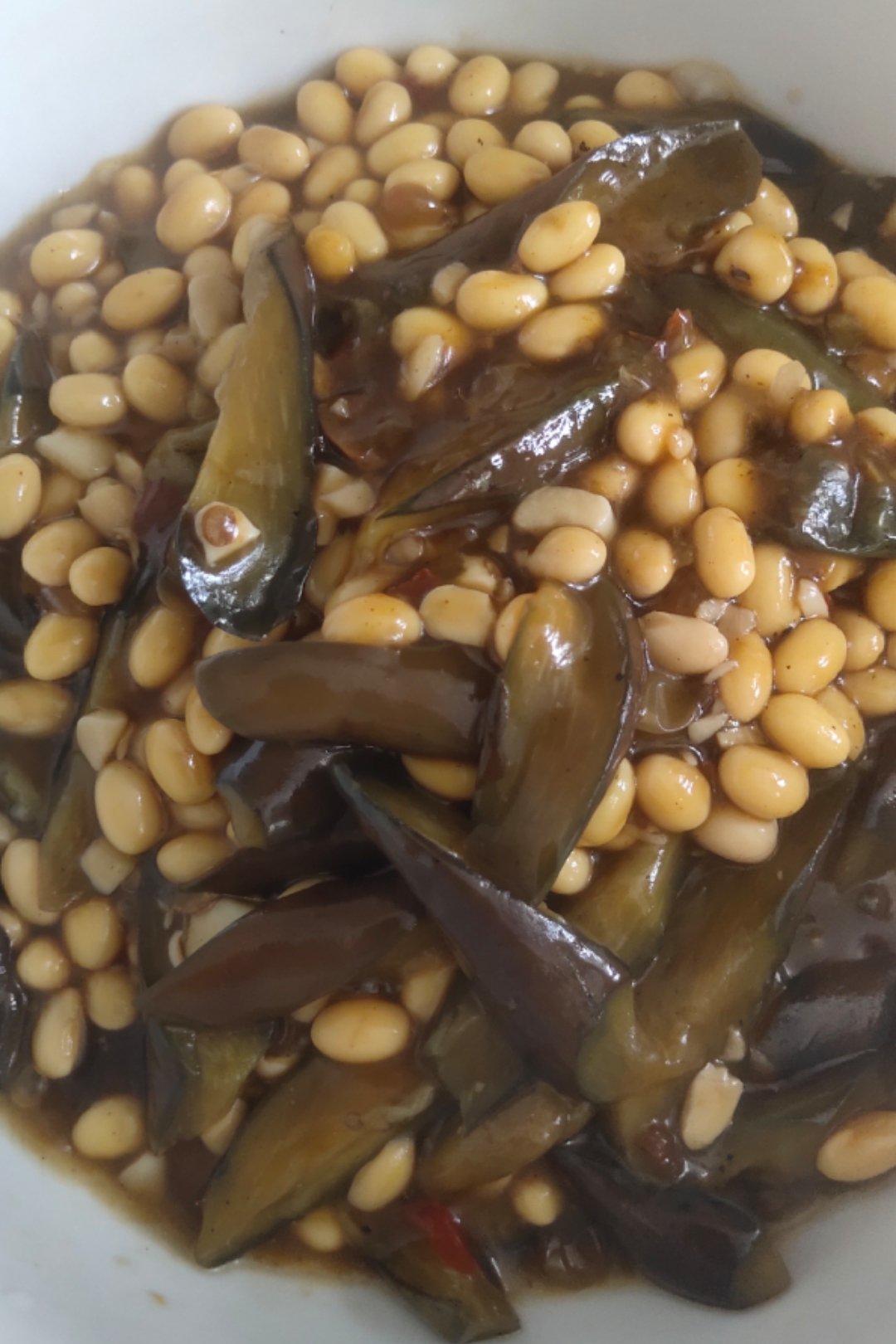 黄豆烧茄子，素食也可以很美味！