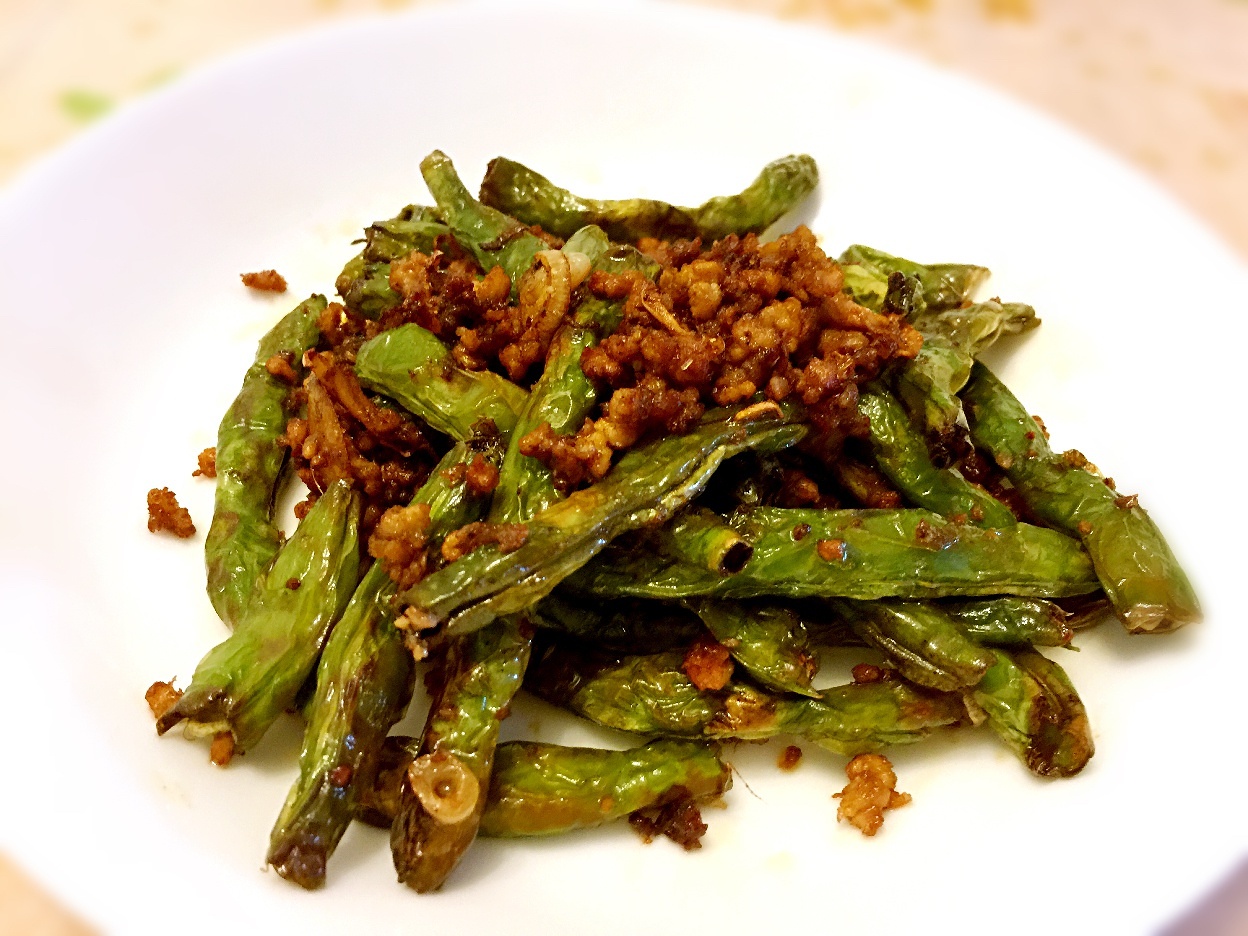 老丁的私房菜-干煸四季豆的做法