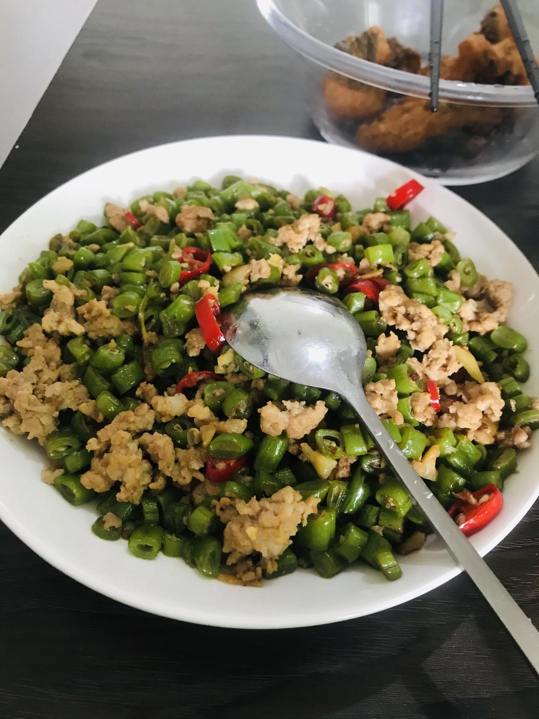 不知道吃啥就吃肉沫豆角 下饭菜-1的做法