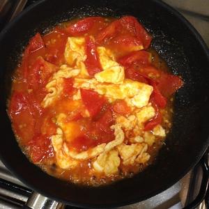 番茄炒蛋盖面的做法 步骤3