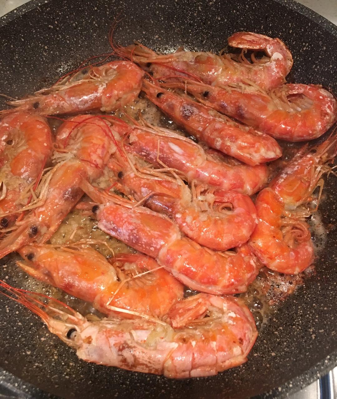 蒜香煎阿根廷红虾