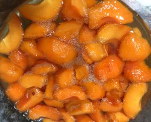 超简单的杏酱的做法 步骤4