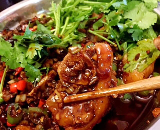 老干妈双椒猪蹄的做法