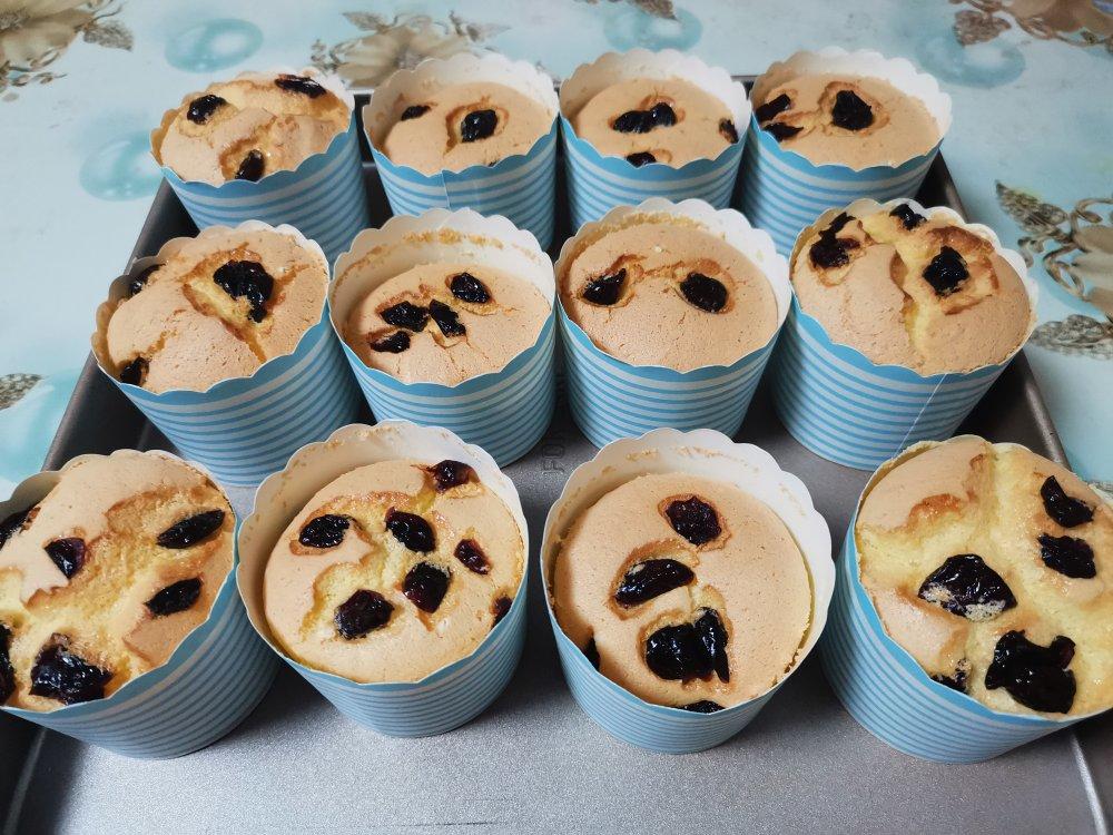 纸杯蛋糕 8寸戚风蛋糕的量