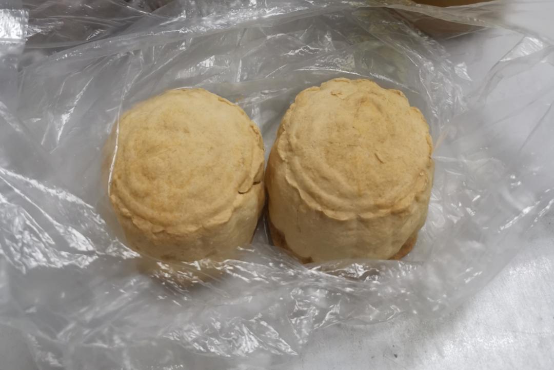 曲奇金沙奶黄流心月饼