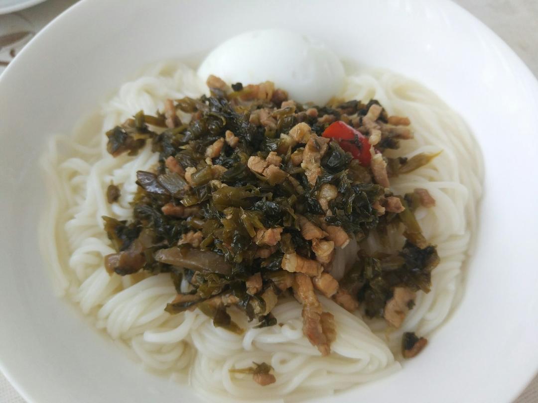 老爸的招牌小菜——雪菜炒肉丝