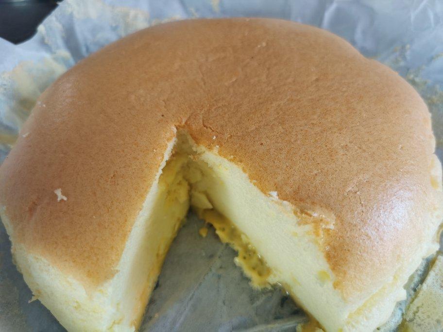 堪比柯基屁股
爆浆芝士🧀古早蛋糕