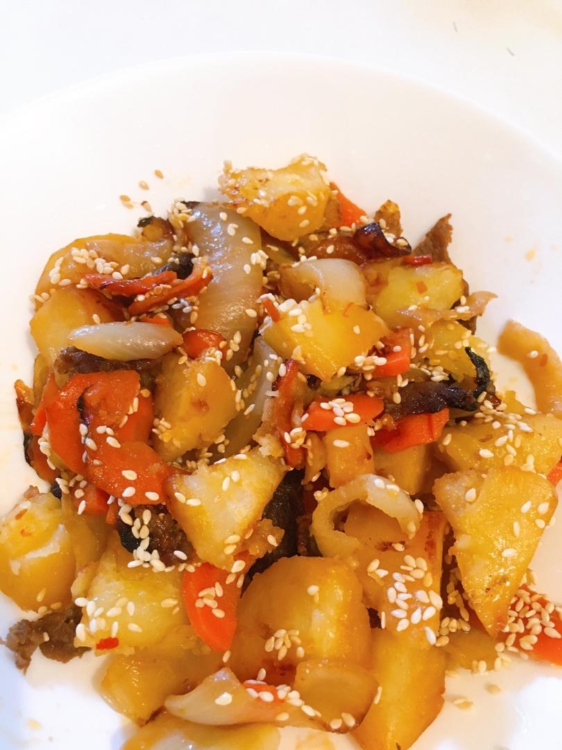 辛辣风味土豆炖牛肉