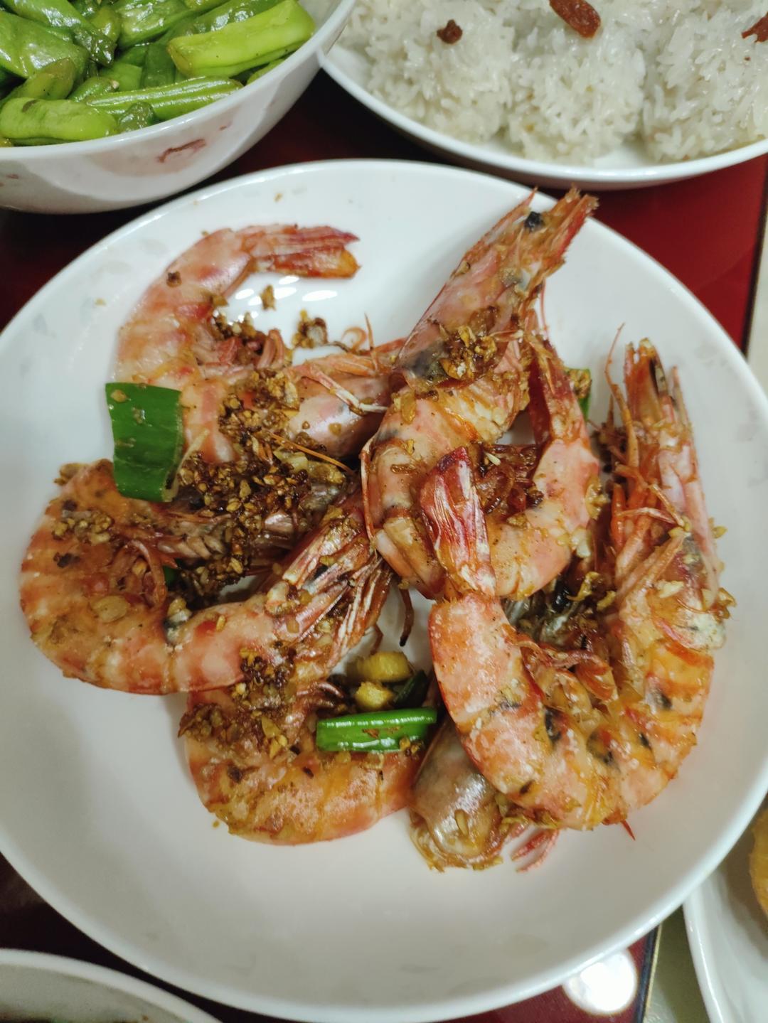 舟山美食——椒盐野生大竹节虾