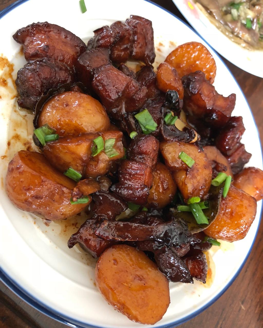 堂妈小厨——小土豆红烧肉