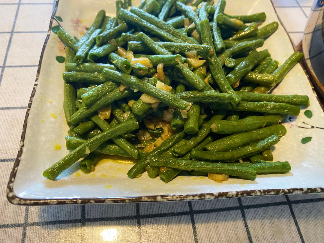 蒜蓉豇豆～～素菜也可以很美味！