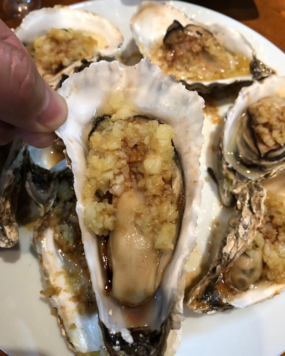 蒜蓉烤生蚝