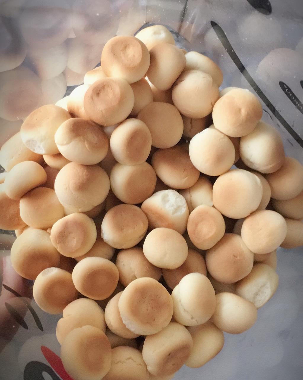 我是微笑的娃哈哈哈做的宝宝零食酥香小馒头