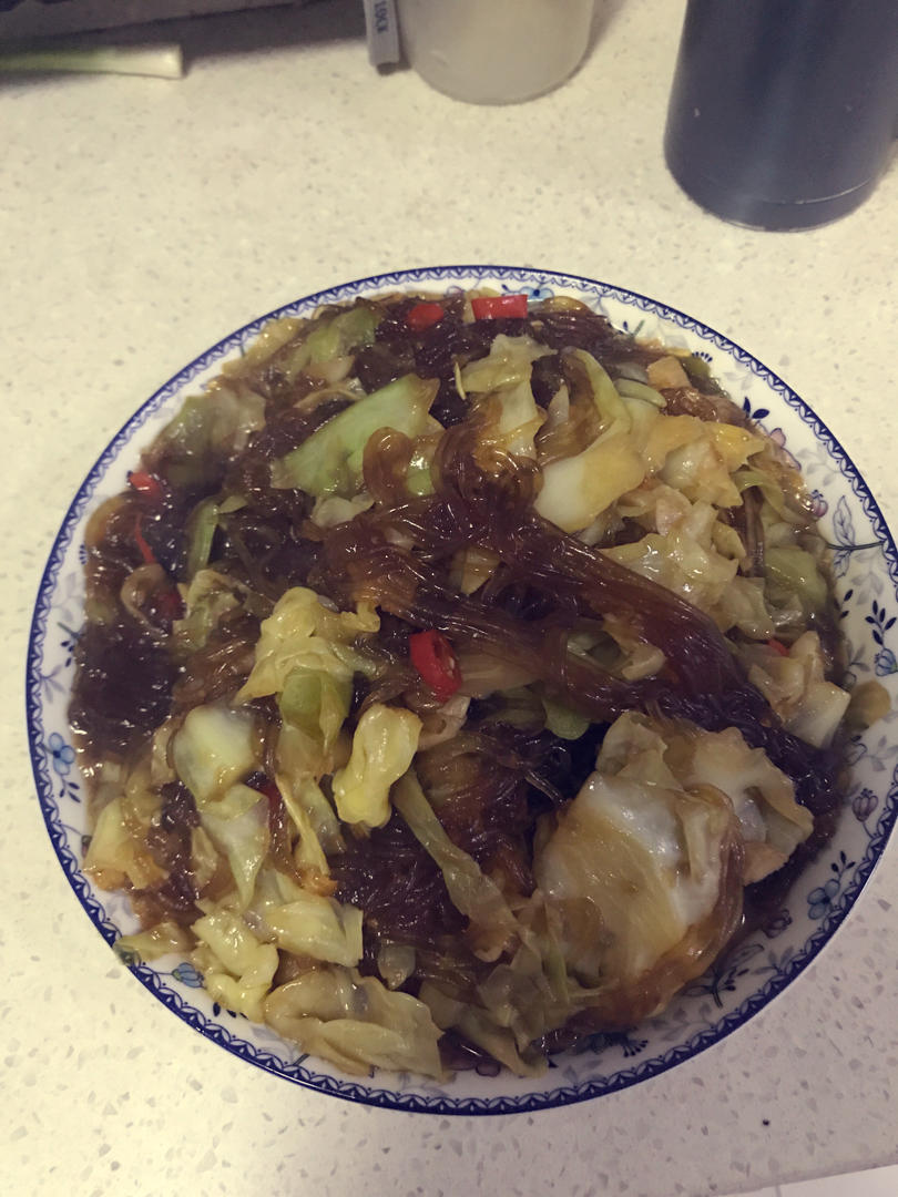 最近爱吃粉丝粉条～包菜炒粉丝
