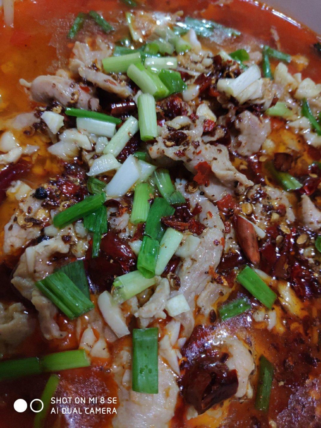 厨师长教你：“水煮肉片”的正宗做法，这味道真的很四川