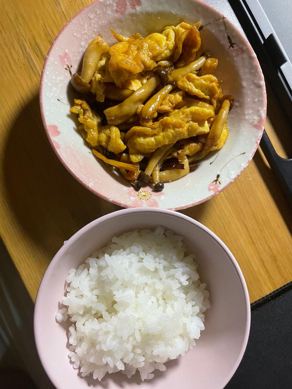 蘑菇炒鸡蛋