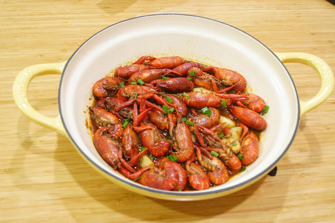 酸汤肥牛【6月北鼎珐琅铸铁锅食谱】