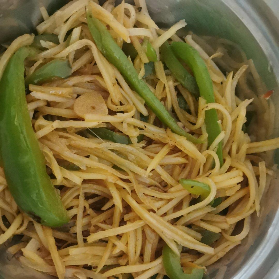 青椒土豆丝（炒制不粘锅，入口不软烂）