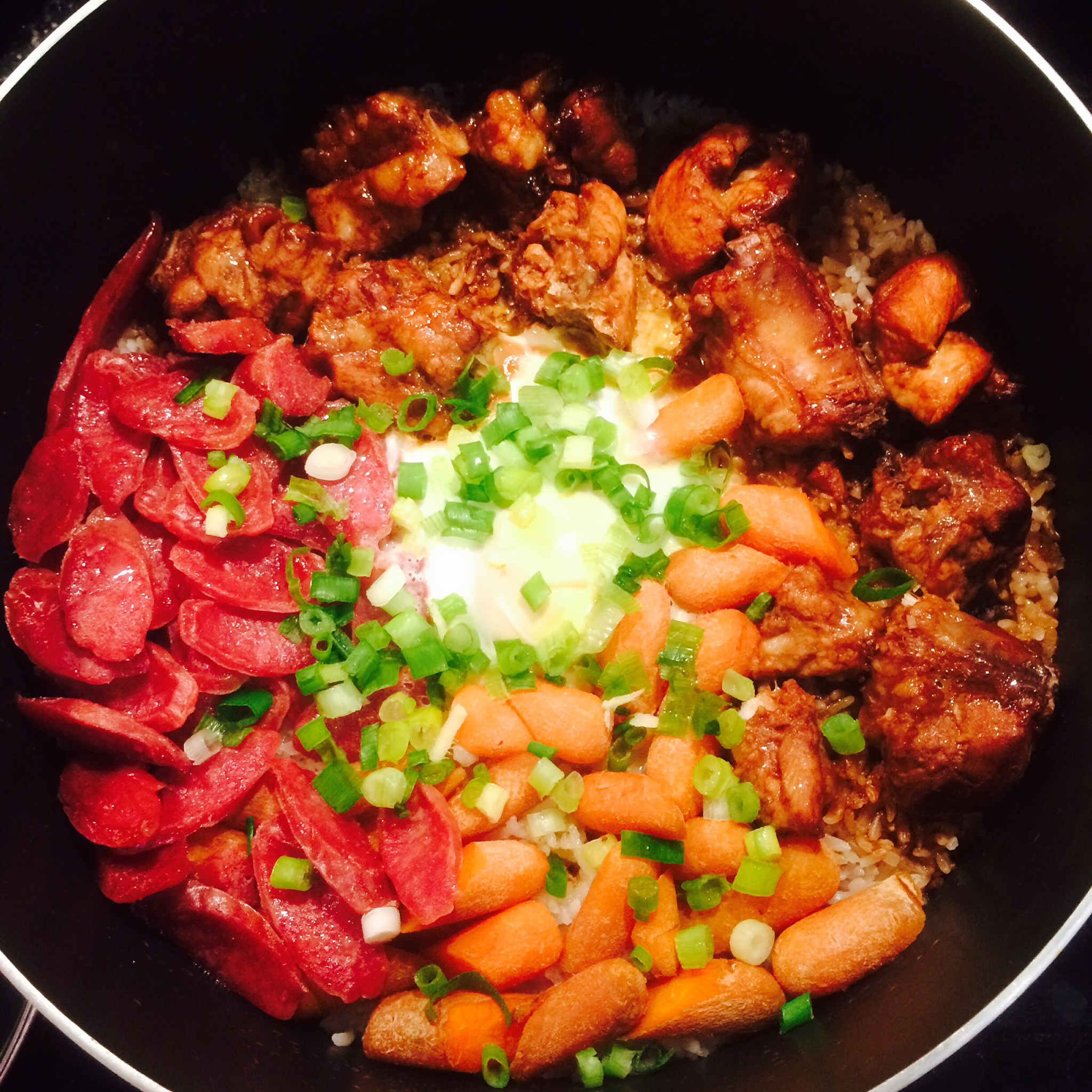 香肠煲仔饭