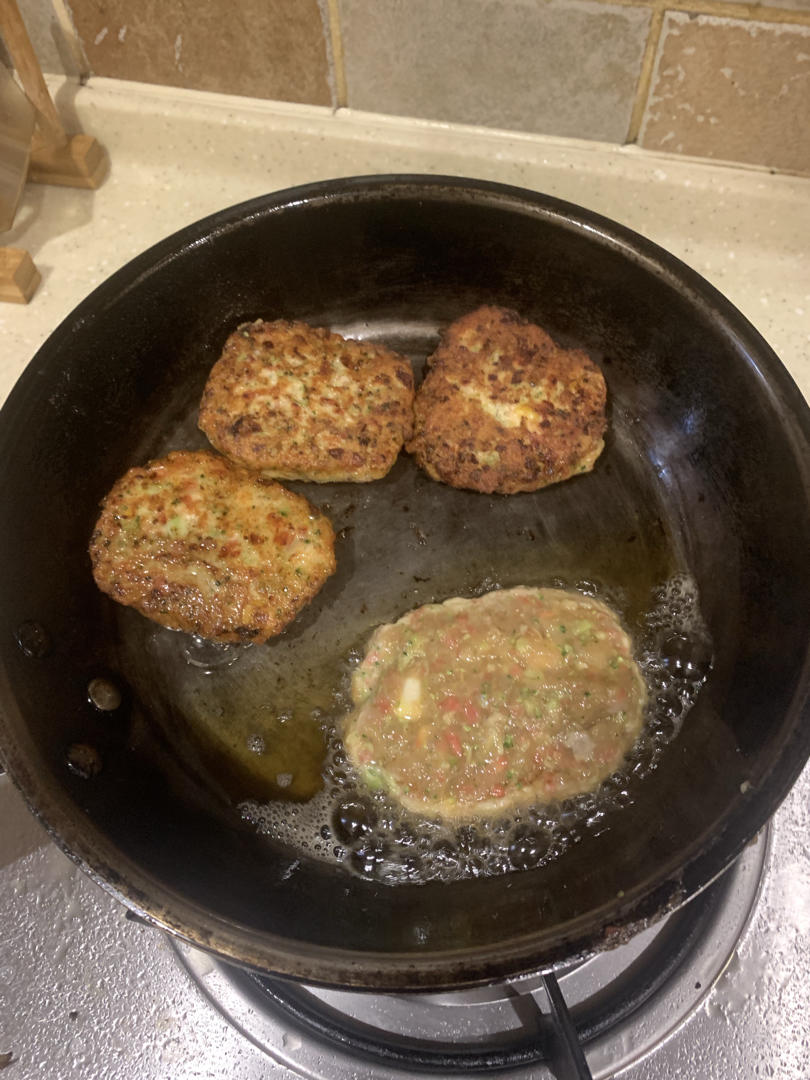 减肥餐低脂鸡胸肉饼
