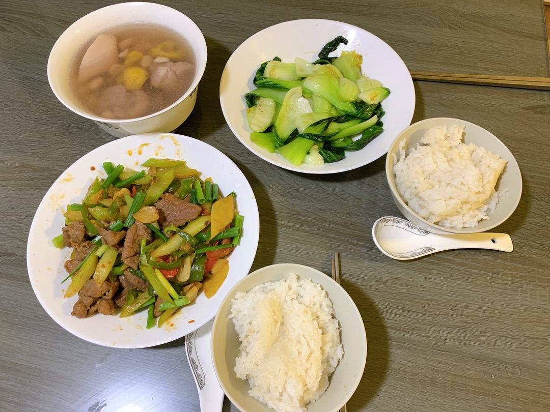 炒牛肉
