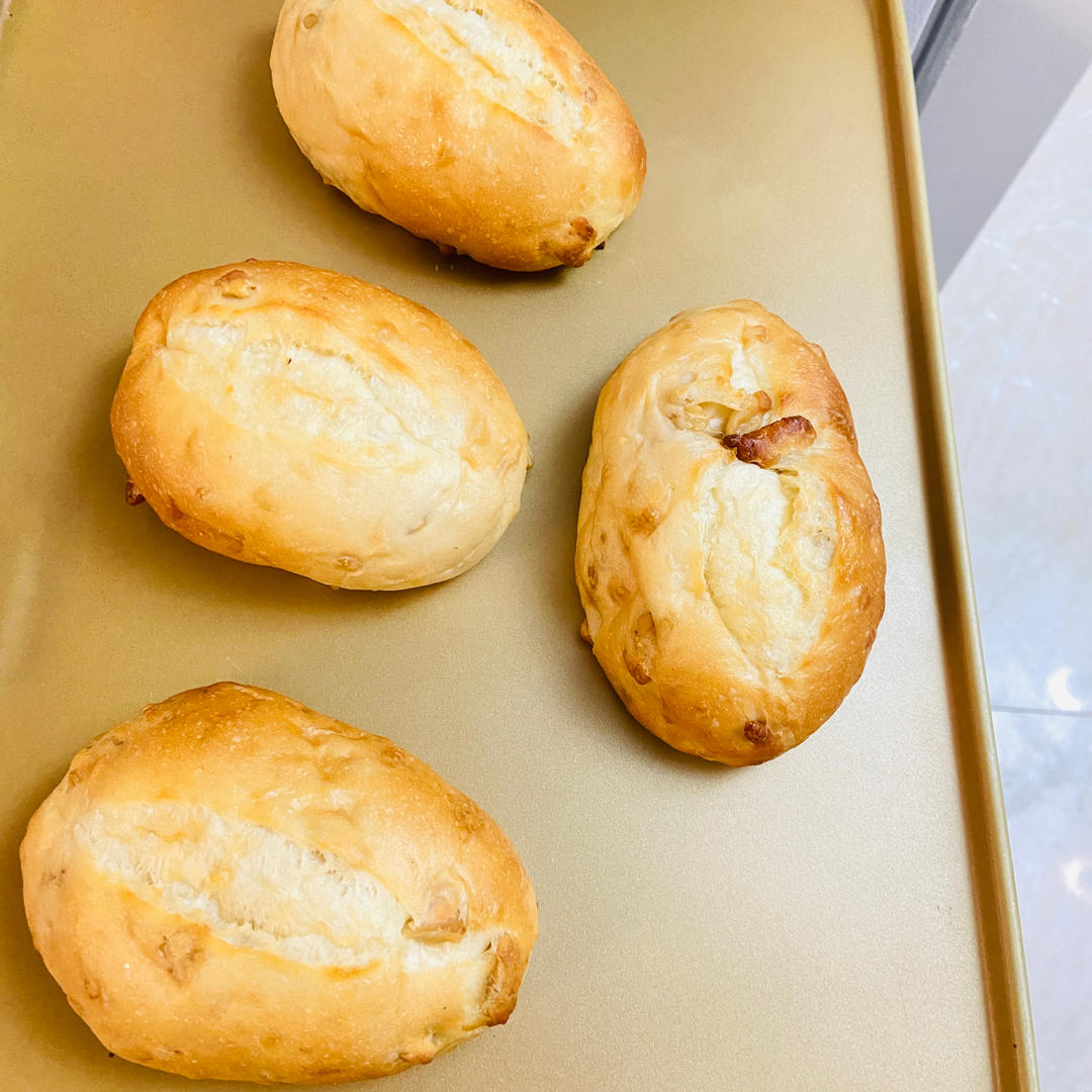 经典奶盐风味，鲜奶核桃盐面包