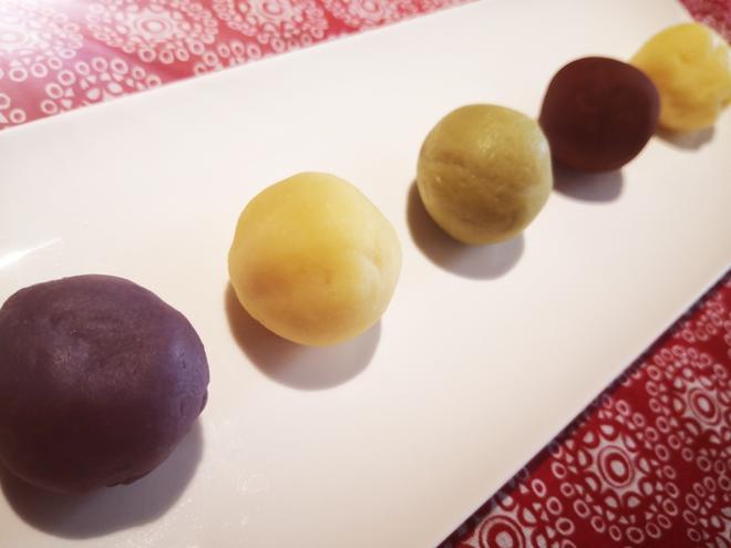 5种不同口味的月饼馅料制作方法（芋泥紫薯馅，豆沙馅3种变化口味，奶黄馅）的做法