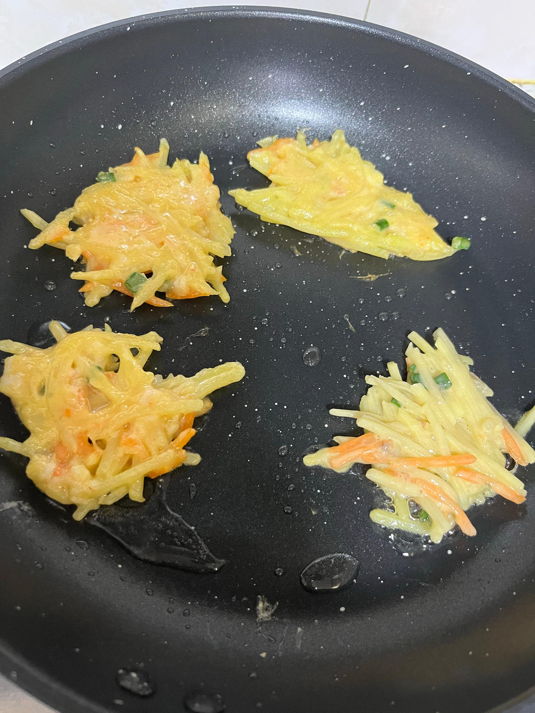 土豆饼(土豆胡萝卜丝饼)