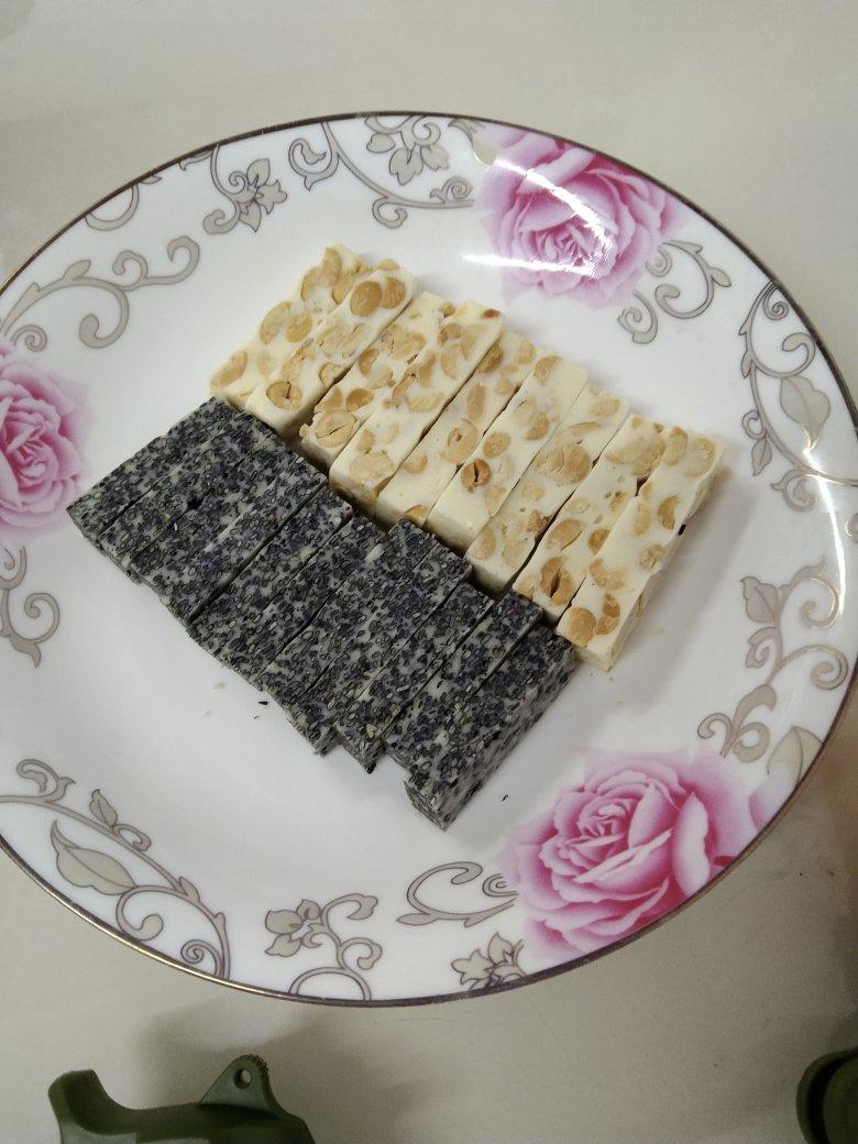 15分钟搞定‼️巨香无比，好吃不腻，人气养生黑芝麻牛轧糖