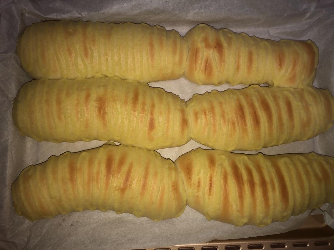 毛毛虫面包