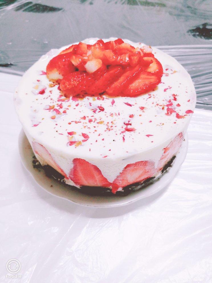 草莓芝士蛋糕（6寸）