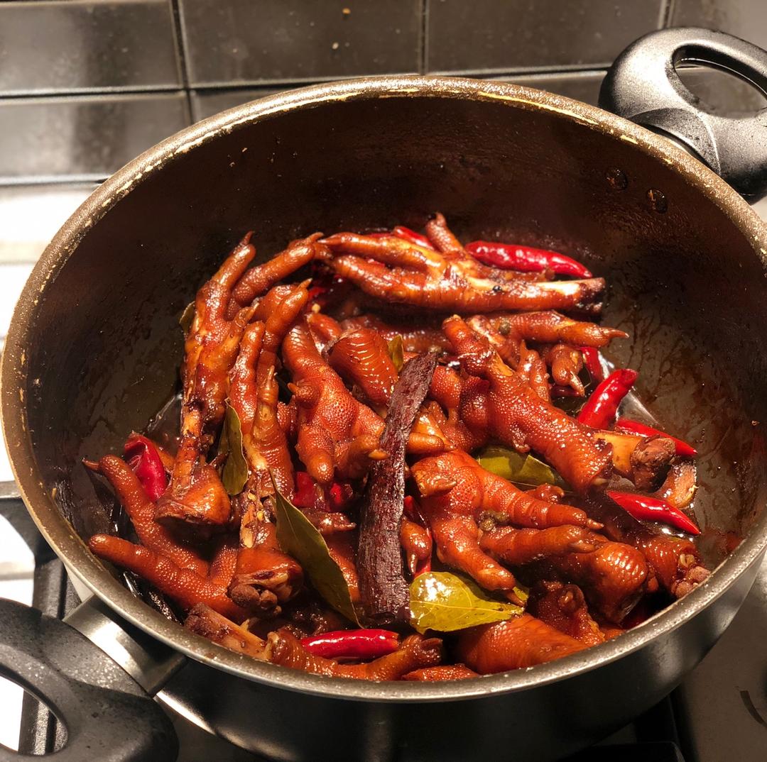 周黑鸭味～～～鸭翅 鸭爪