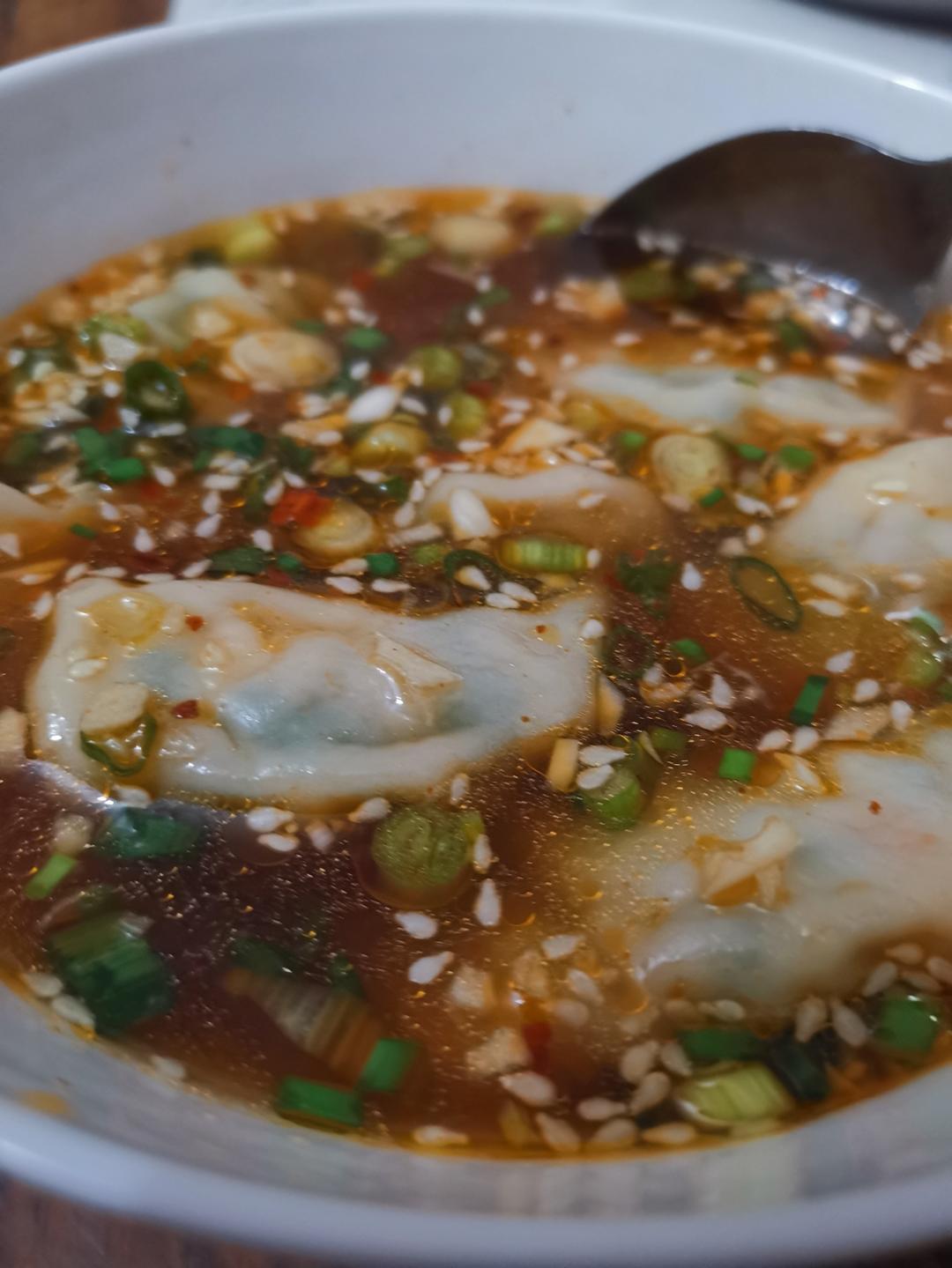 🔥五分钟搞定❗️酸辣开胃一吃就上瘾的酸汤水饺