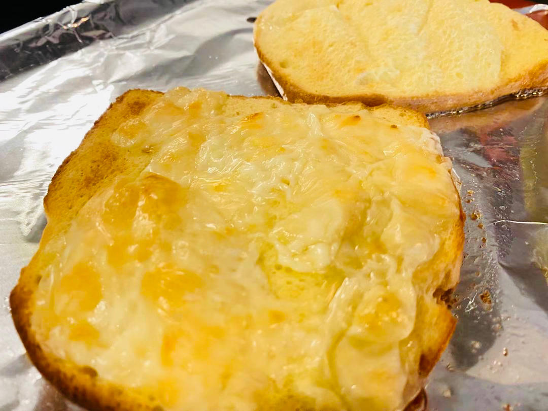 香蕉岩烧奶酪吐司