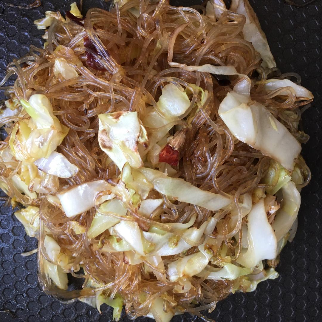 卷心菜炒粉丝 Glass noodles with Cabbage