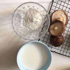 香菇牛奶浓汤的做法 步骤1