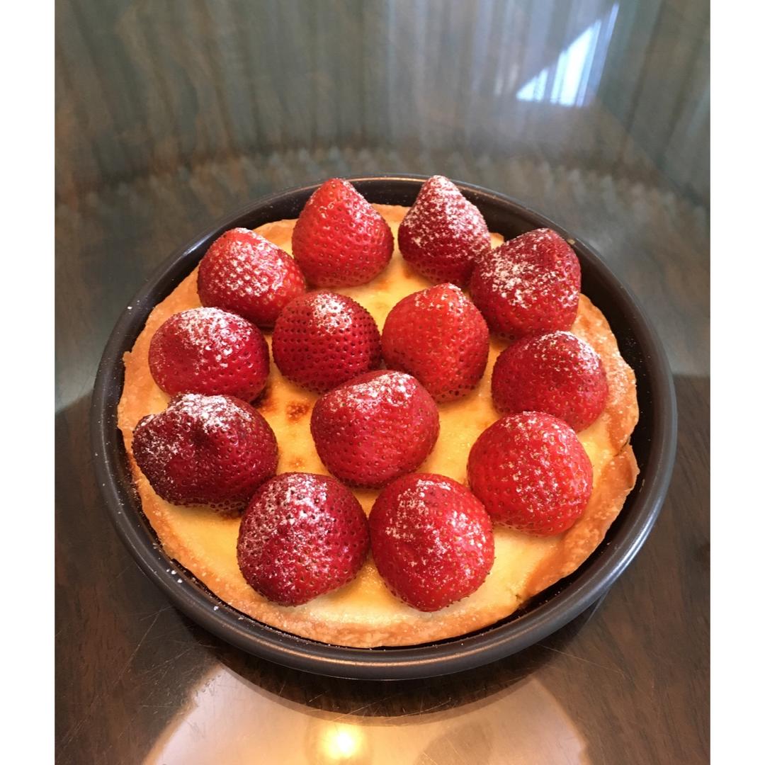 草莓奶酪派
