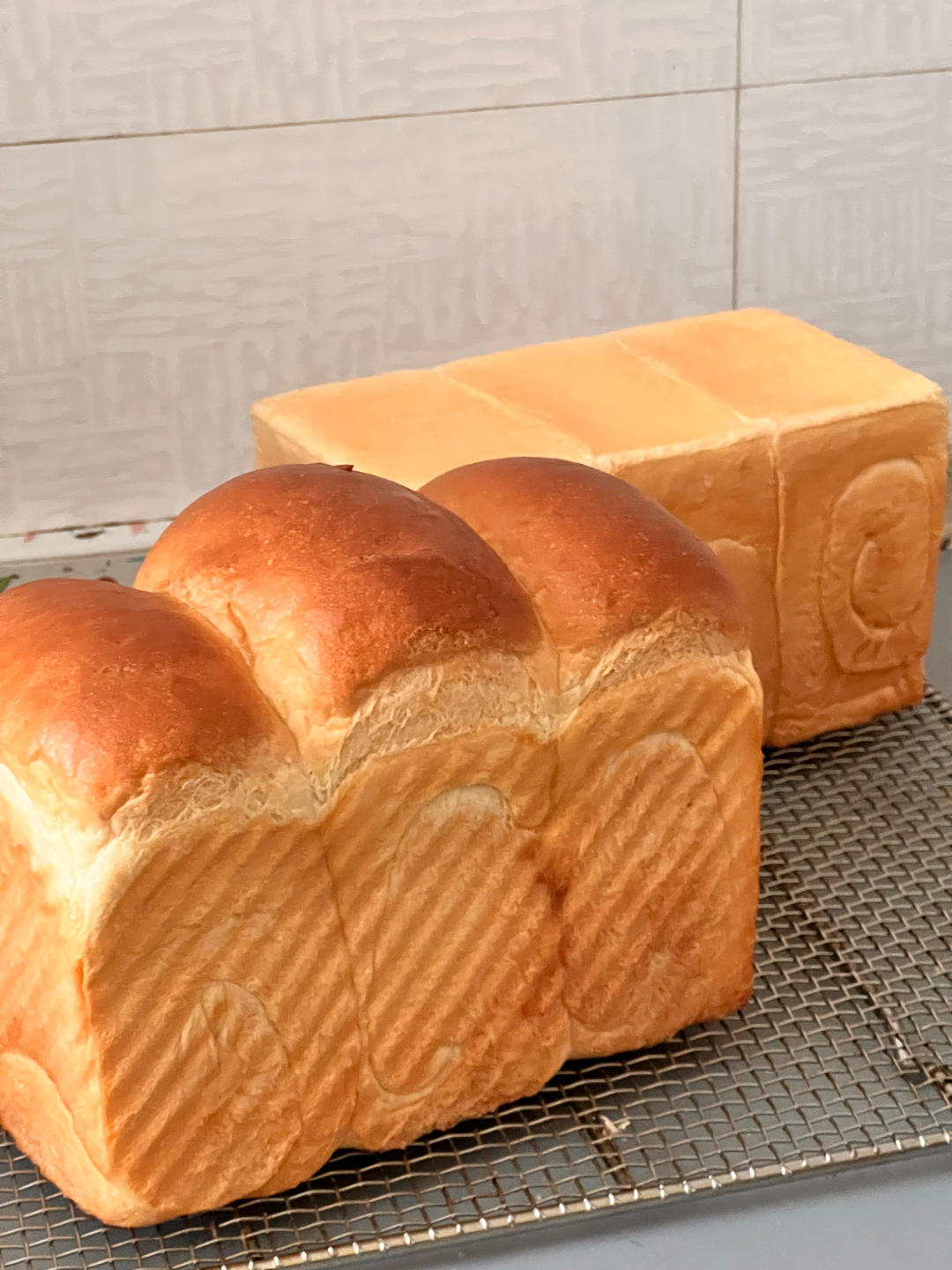 这面包泰酷啦｜超柔软的液种牛奶吐司