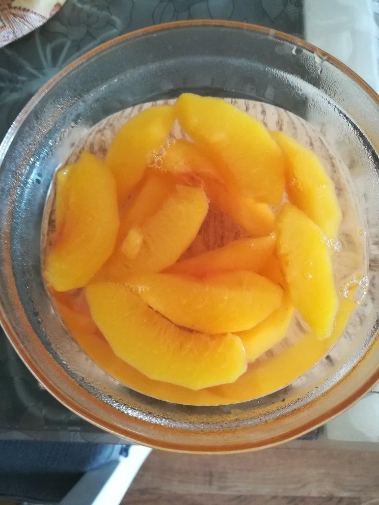 黄桃罐头