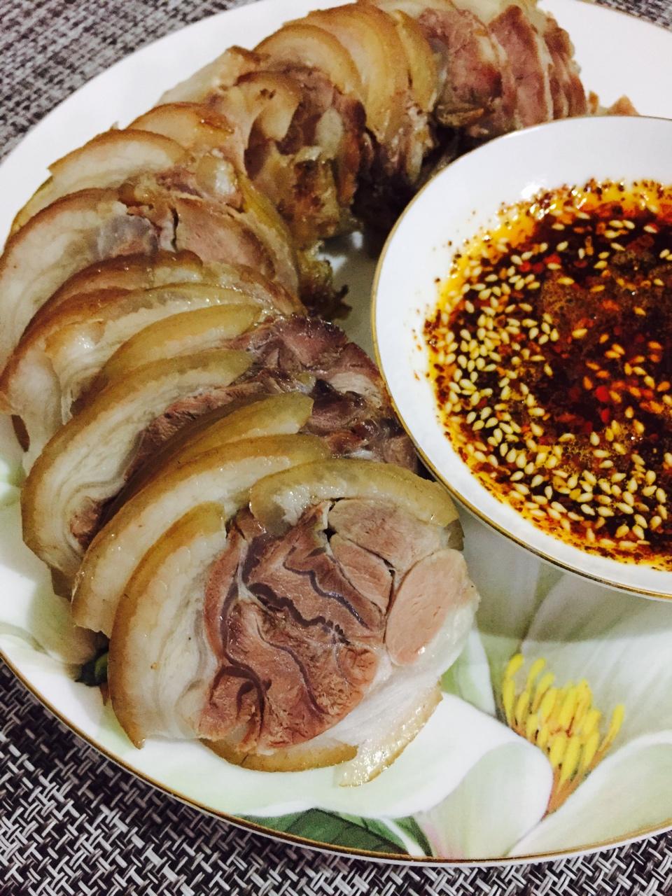 冰花肘子