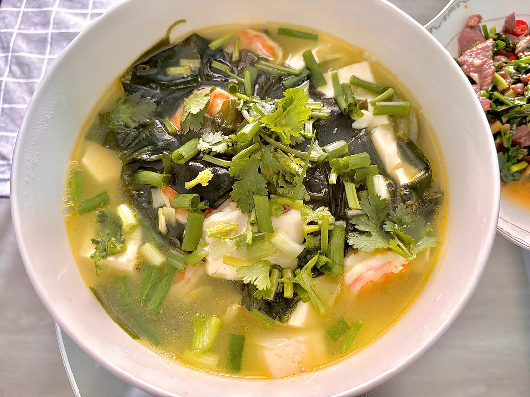 海带豆腐汤
