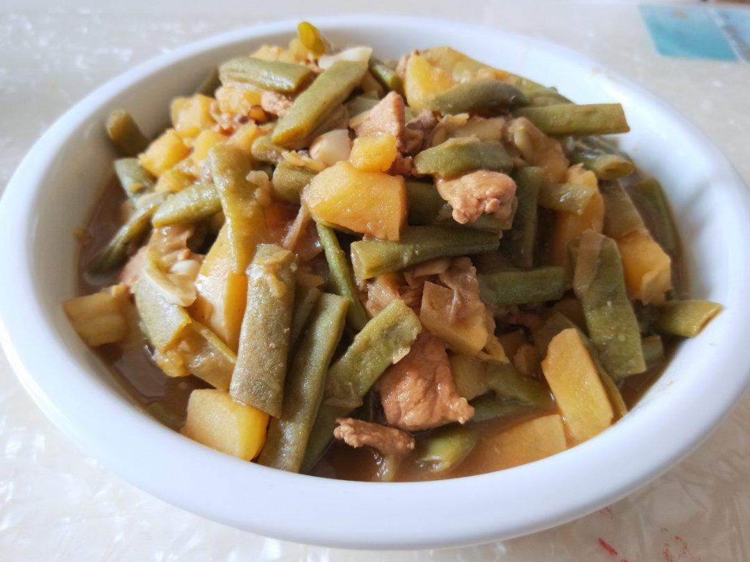 土豆炖豆角