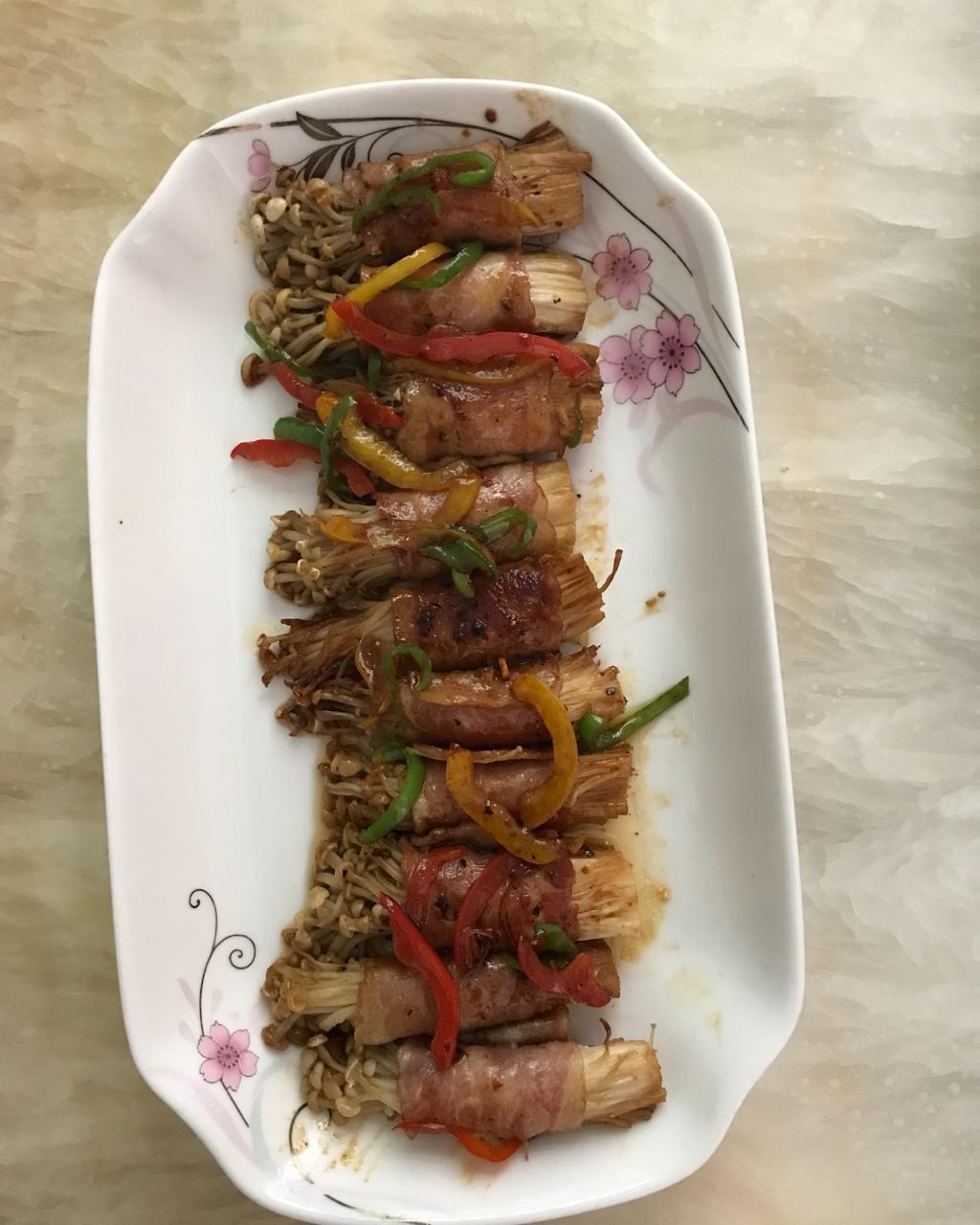 香煎培根金针菇卷