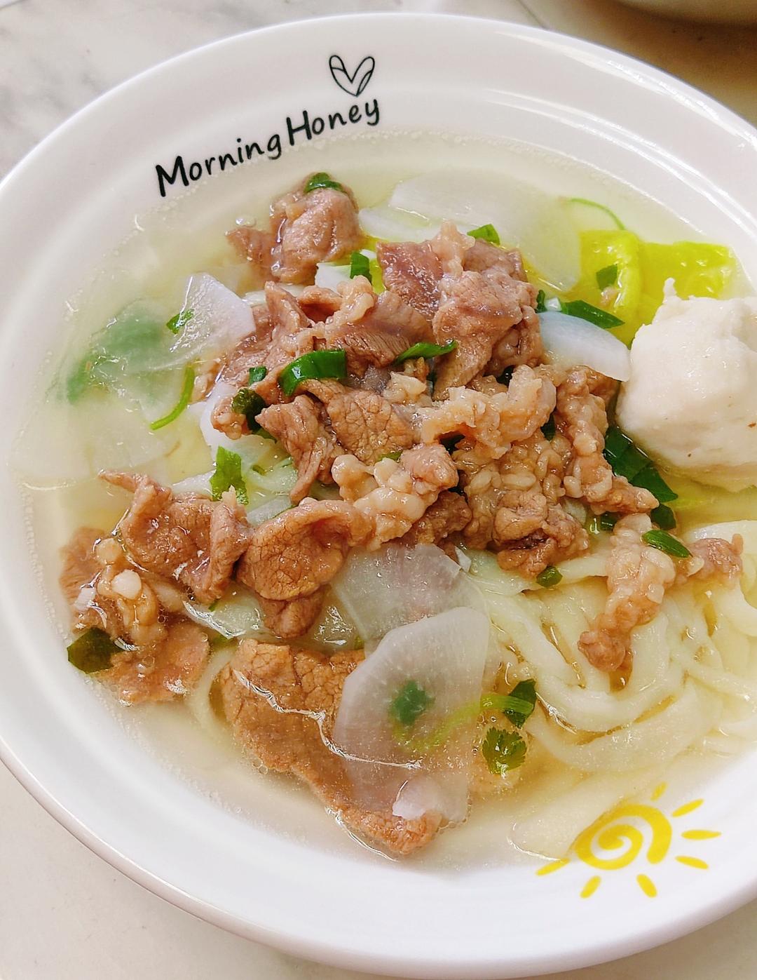 正宗兰州牛肉面～～                        不是兰州拉面😁