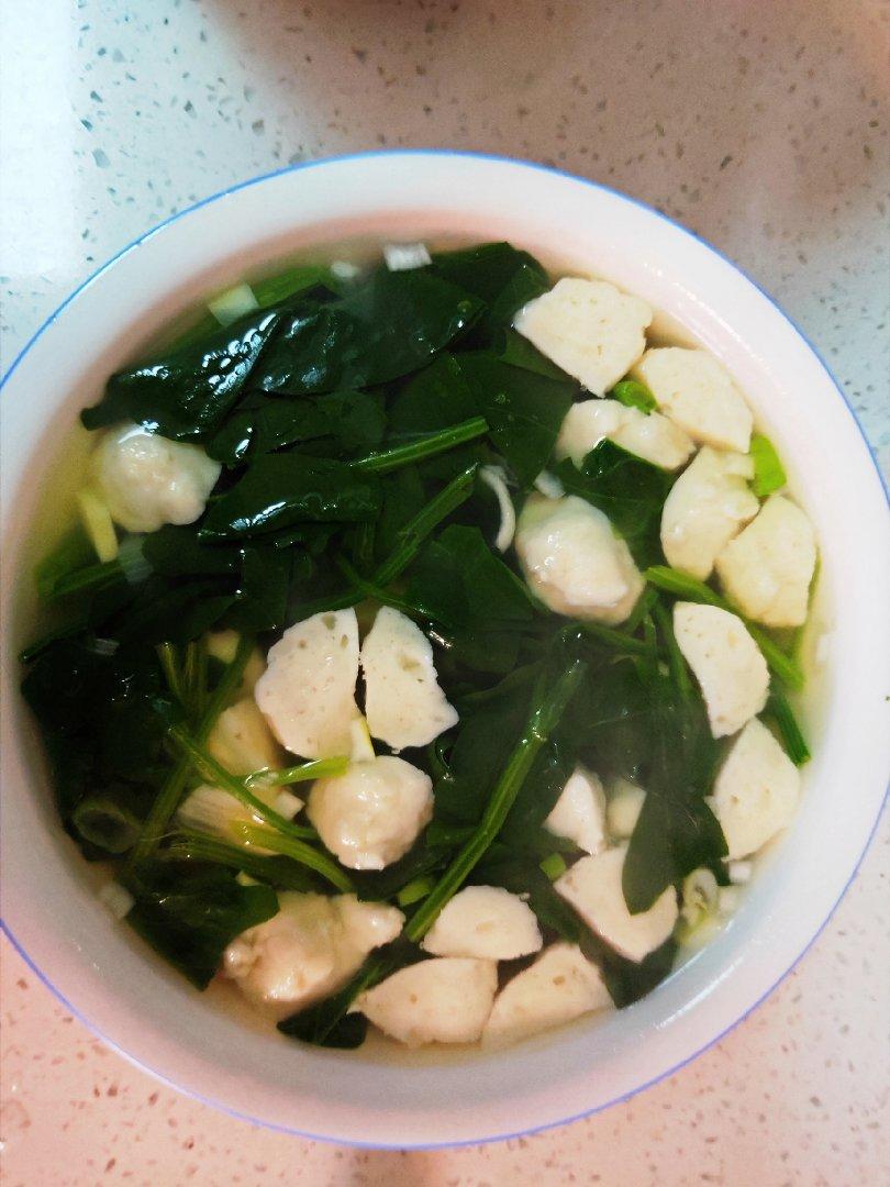 鱼丸菠菜汤