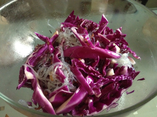 炝拌粉丝紫甘蓝
