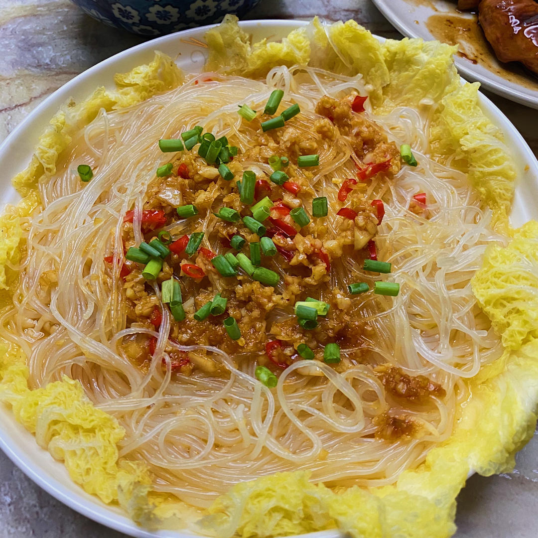 家常菜|蒜蓉蒸金针菇粉丝娃娃菜拼盘