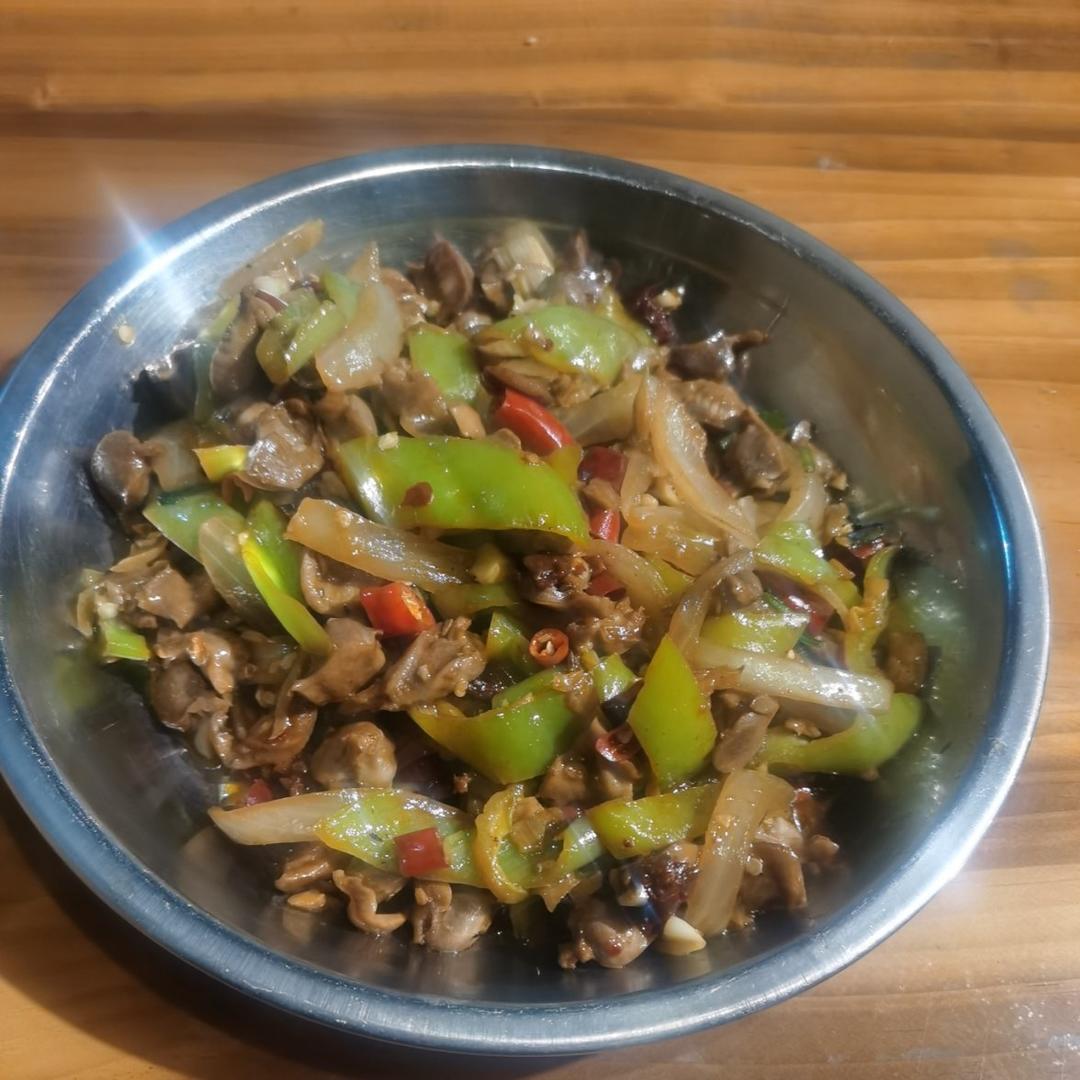 爆炒鸡胗