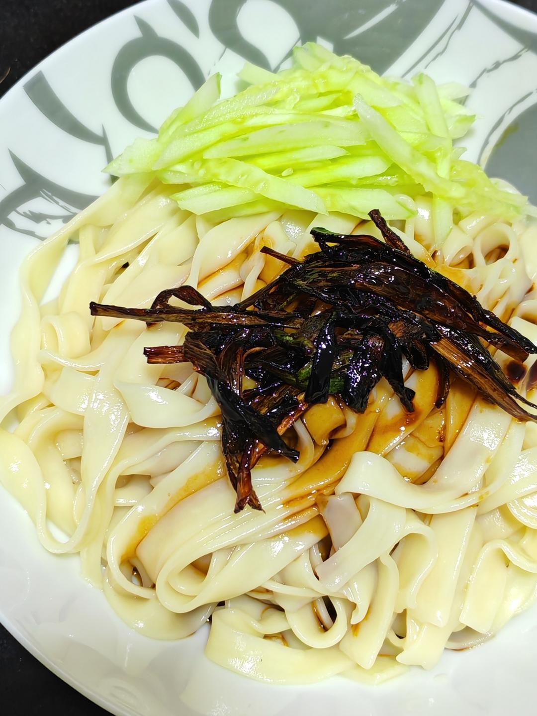 上海本帮葱油
葱油拌面